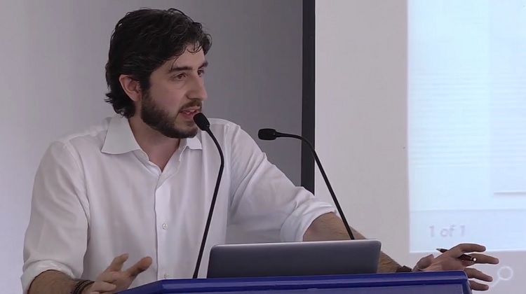 Graziano Palamara, en Cátedra de Derecho y Ciencias Políticas